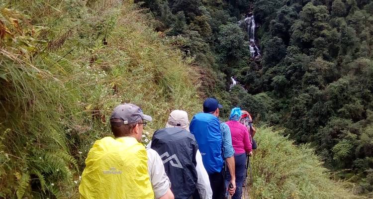 Isla de los Tres Picos Lobuche y Kyajo Ri - Nepal Guide Treks & Expedition P.ltd 2