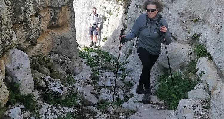 E - Mountain Bike y senderismo en el sur de Sicilia - Etna Bike Tours 4