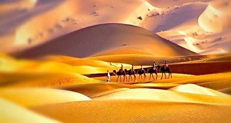 Circuit privé dans le désert de Marrakech à Fès - Camp de luxe - Cultural Morocco Tours 2