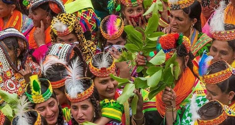 11 días Festival Chillam Josh valle de Kalash Chitral y Peshawar - Rock Valley Tours Pvt Ltd 3