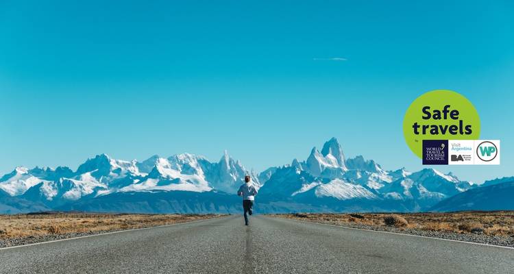 Esencial Patagonia: El Calafate & El Chalten Camp Experience - People Travel and Experience 9