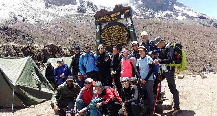 Subida de 7 días por la ruta Machame - Maasai African Guides and DMC Ltd 1