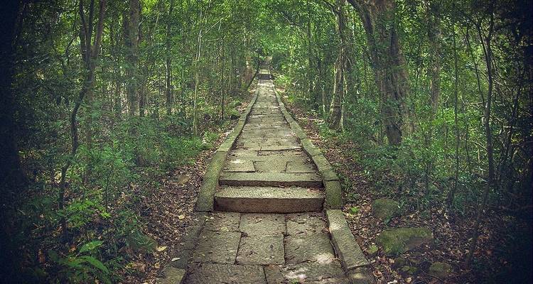 5-Day Tour of The Last Battle of Ravana - Beyond Escapes 1