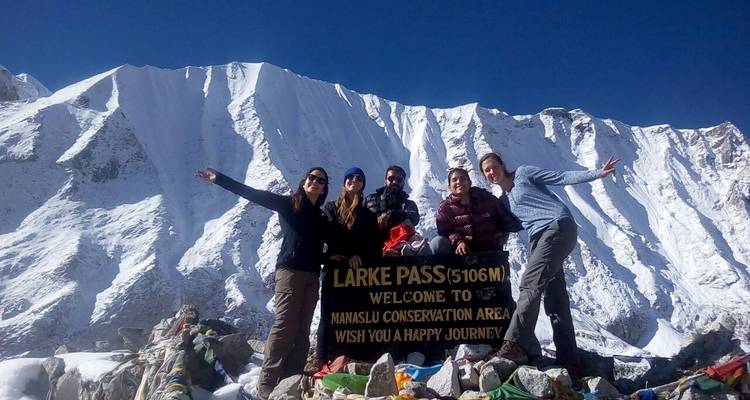 Excursionismo por el circuito del Manaslu 14 - días - Nepal Lion Tours & Treks Pvt Ltd.  1