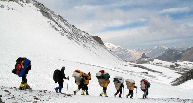 Circuit de l'Annapurna via le lac Tilicho 15 jours - Nepal Lion Tours & Treks Pvt Ltd.  6