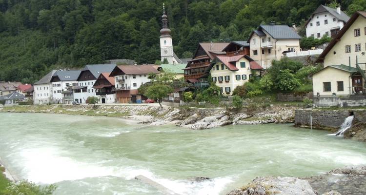 Ten Lakes Trekking Tour 8/7 - Eurohike 7