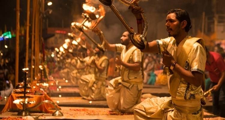 Circuito al triángulo de oro con Varanasi hoteles de 3 estrellas - Emperor Holidays 7