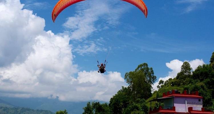 Paragliding - World Himalayan Destination Pvt Ltd 1