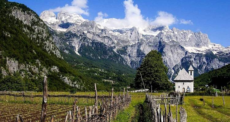 Picos de los Balcanes - Caminata sin Fronteras en Albania y Montenegro - 8 días - Zbulo - Discover Albania 2