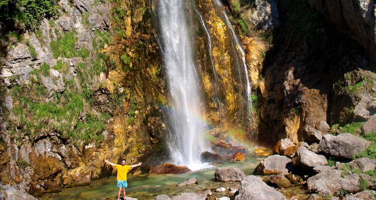 Picos de los Balcanes - Caminata sin Fronteras en Albania y Montenegro - 8 días - Zbulo - Discover Albania 10