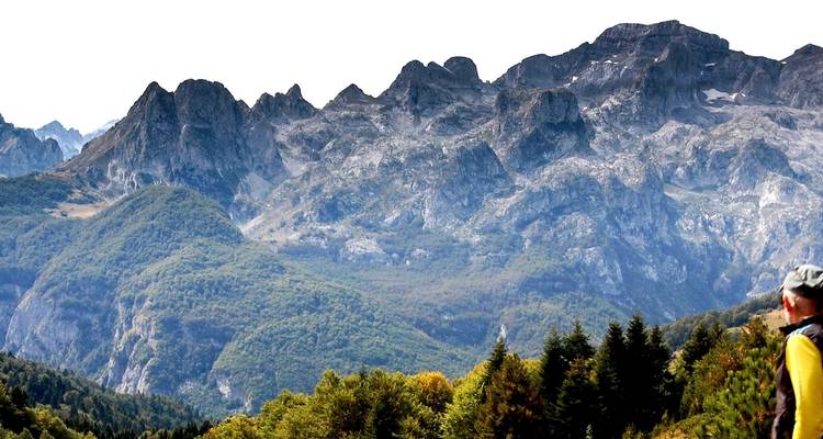 Picos de los Balcanes - Caminata sin Fronteras en Albania y Montenegro - 8 días - Zbulo - Discover Albania 6