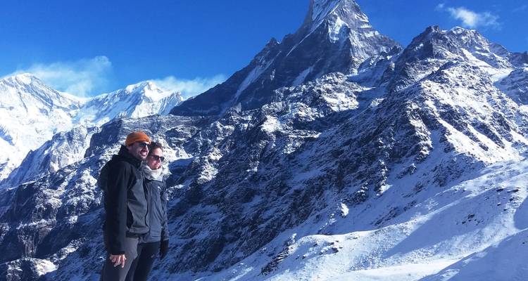 Vista del valle de la Cola de Pez, excursionismo en alojamiento Mardi Himal - Sherpa Expedition & Trekking Pvt. Ltd. 1