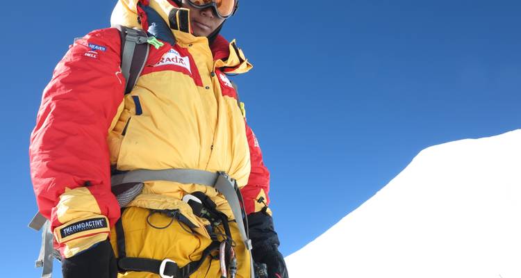 Campamento base del Everest y cumbre del pico de la isla - Unique Adventure International Pvt. Ltd. 2