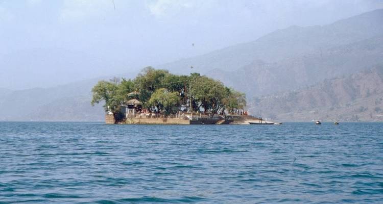 Nepal's: Rafting and Safari (Adrenalin and Nature). - Travel Corporation Nepal 7
