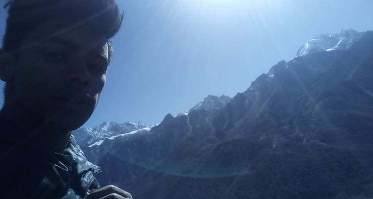 Valle de Langtang con el circuito de Helmbu a través del lago Goshainkunda - 13 días - White Hill Adventure Treks and Expedition Pvt Ltd 3