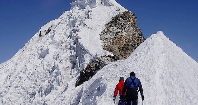 Ascension du pic Lobuche - 19 jours - Sherpa Expedition & Trekking Pvt. Ltd. 2