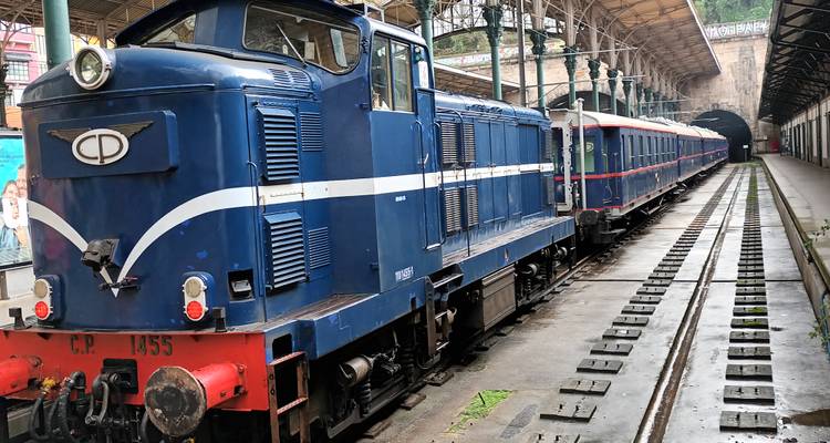 Lo mejor de Oporto y el tren presidencial por las maravillas del valle del Duero - Portugal Travel Center 7