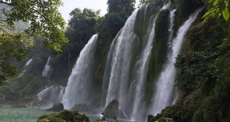 6 Días fuera de los caminos trillados hacia el noroeste de Vietnam: Senderismo Lago Ba Be - Cascada Ban Gioc - Old Quarter Travel 4