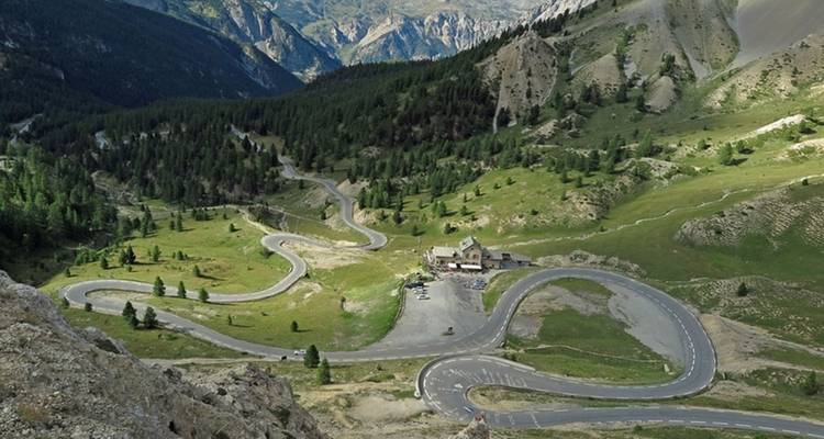 Les classiques de l'escalade dans les Alpes - Eat Sleep Cycle 4