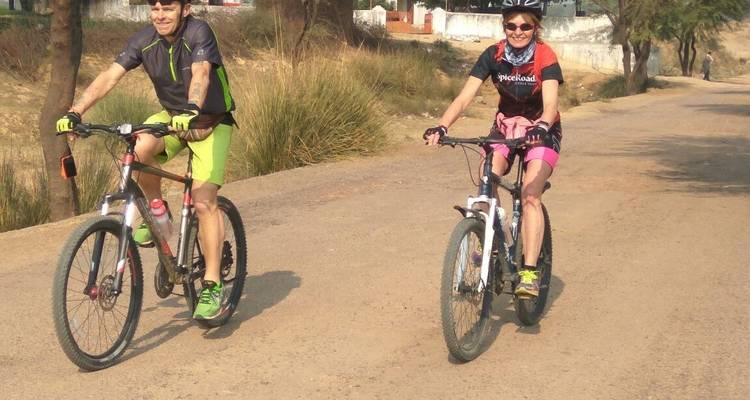 Ciclismo en Rajastán con Taj y el tigre - Cycling in India 4