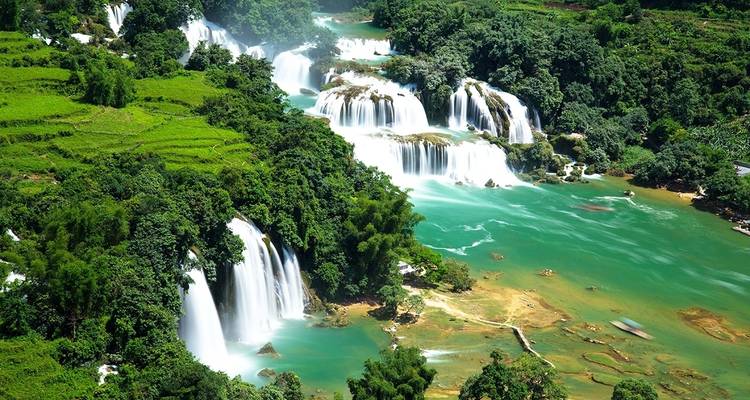 Adventure Ban Gioc Waterfall - Ba Be Lake 4 days 3 nights - Asia Focus Travel 7