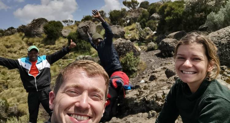 5 DÍAS DE ESCALADA AL MONTE KENYA EXPEDICIÓN SIRIMON -CHOGORIA - Bencia Africa Adventure and Safaris 1