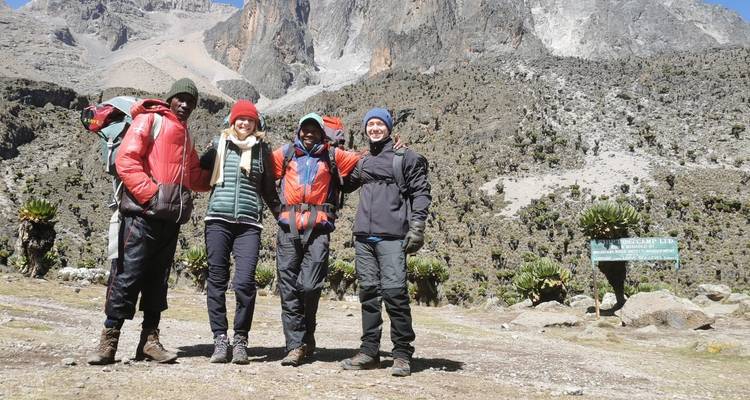 5 DÍAS DE ESCALADA AL MONTE KENYA EXPEDICIÓN SIRIMON -CHOGORIA - Bencia Africa Adventure and Safaris 3