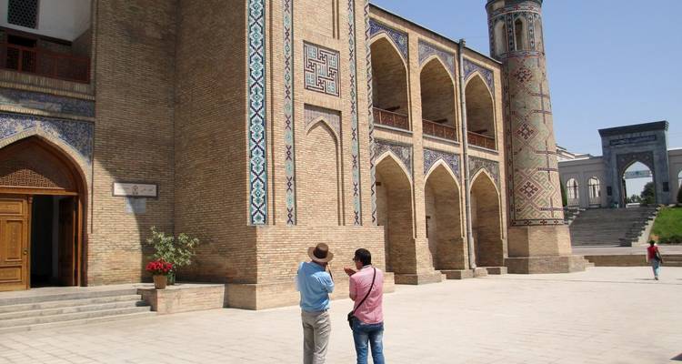 Tierra uzbeka: tesoros de Tamerlán - Central Asia Travel LP  8
