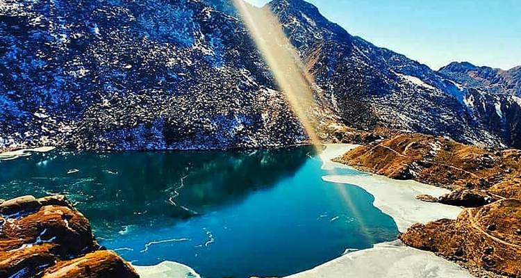 Trek dans la vallée du Langtang et à Gosaikunda - Sherpa Expedition & Trekking Pvt. Ltd. 2
