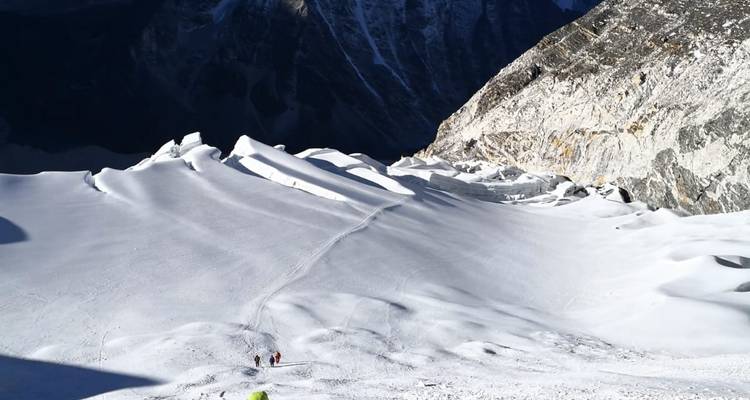 Expedición al pico de la isla vía EBC - World Himalayan Destination Pvt Ltd 8