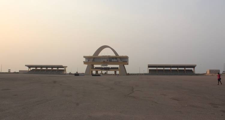 Volta to Nzulezu Tour in Ghana - Eyali Tours 7