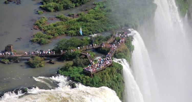 Magnificent Iguazú Falls - Private Services - People Travel and Experience 6