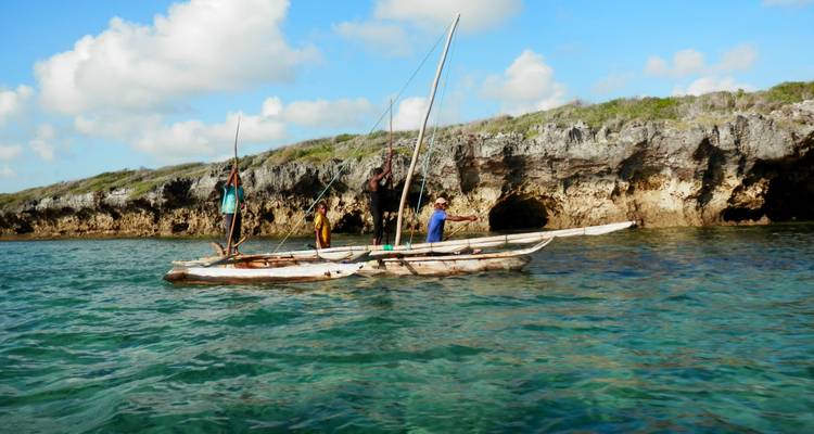 Safari en Tanzania-Aventura en Selous y Dar Es Salaam - Lonely Site Tours & Safari 3