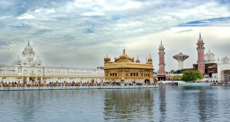 Leh Ladakh Tour - Alkof Holidays 3