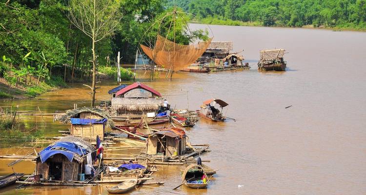 Trekking in Mai Chau - Pu Luong 3 days 2 nights - Mr Linh's Adventures 6