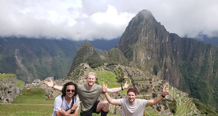 Machu picchu y Valle Sagrado 2 días / 1 noche - Haku Travel 7