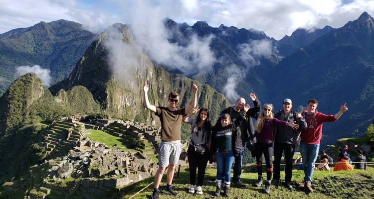 Machu picchu y Valle Sagrado 2 días / 1 noche - Haku Travel 10
