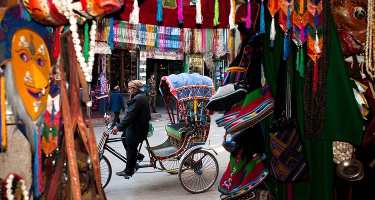 Explorando Thamel en Rickshaw - Liberty Holidays 2