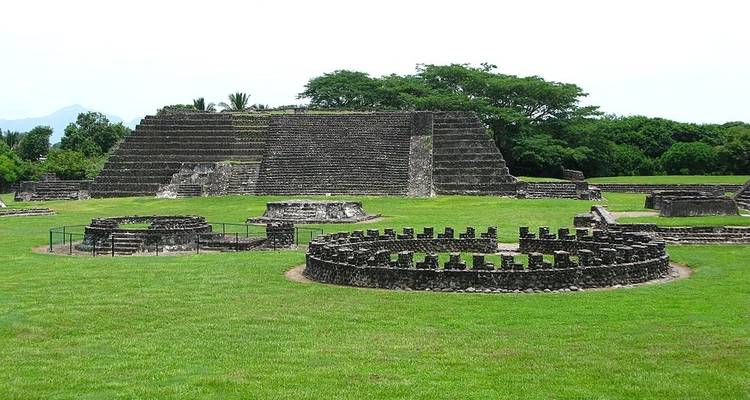 Veracruz Tour: Travel Mountains, Enchanting Cascades and Know the Coast Culture - Vibe Adventures 9