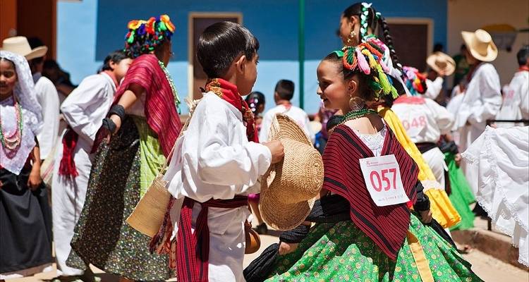 Veracruz Tour: Travel Mountains, Enchanting Cascades and Know the Coast Culture - Vibe Adventures 10