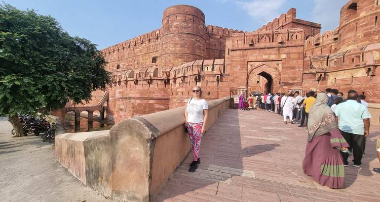 Circuito de un día al Taj Mahal - Yolo India Tours 5
