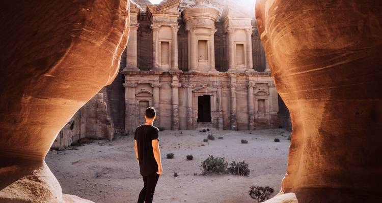 Circuit de deux jours en groupe - Petra, Wadi Rum et Mer Morte depuis Amman - Jordan Private Tours and Travel 10