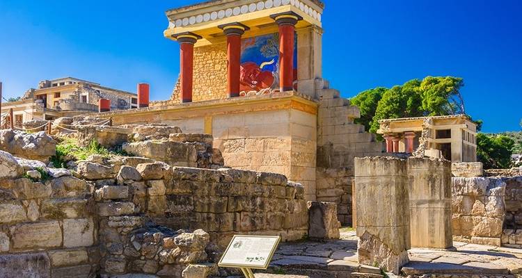 8 Days Athens, Santorini & Crete Tour - Premium - Travel Zone 4