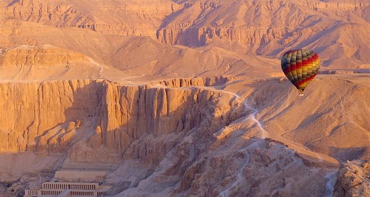 Egyptian jewelry 2((9 days) 2 nights cairo + 3 nights cruise + 3 nights Hurghada) private. - lama egypt tours 7