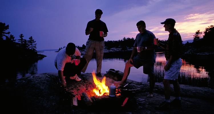 Excursion en canot de 5 jours dans le parc Algonquin - aller simple - Voyageur Quest 3