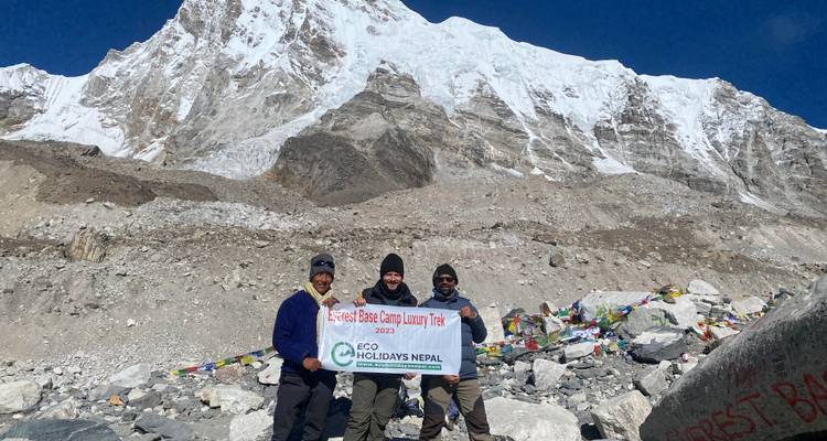 Trek au camp de base de l'Everest en Lodge de luxe avec survol en hélicoptère. - Eco Holidays Nepal 6