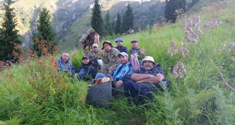 Alpine Lake Sary-Chelek - Nomads Yurt 1