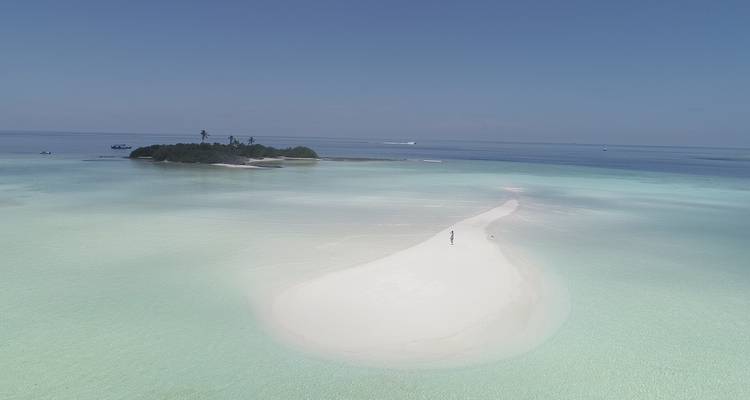 Maldives:  7 day tour!  Rasdhoo + Island Hopping! - BeachLife Tours 7