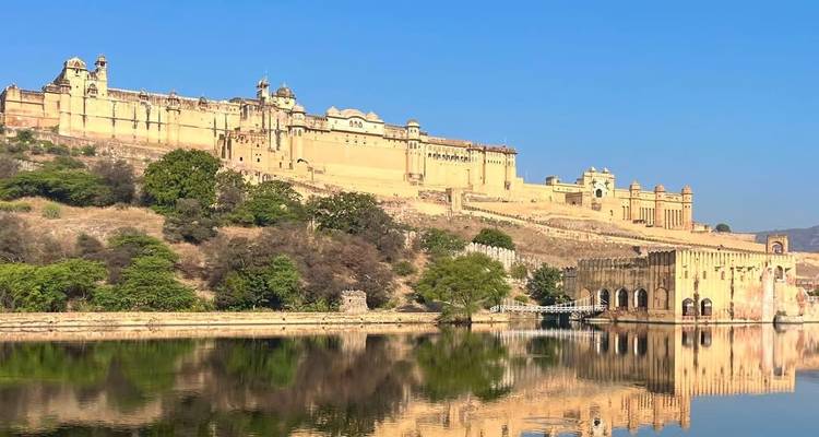Circuit privé de luxe de 7 jours dans le Triangle d'Or avec la ville sainte spirituelle de Pushkar et le yoga - India Golden Triangle Tours  8