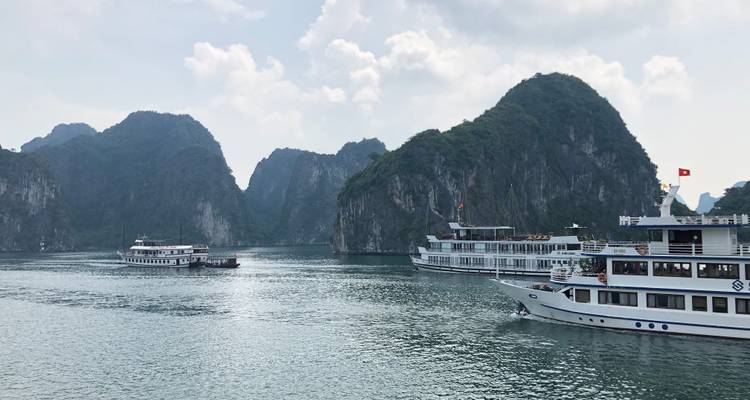Nord du Vietnam Hanoi - Ninh Binh - Halong 5 jours - Bamboo Hat Tours.,ltd 1